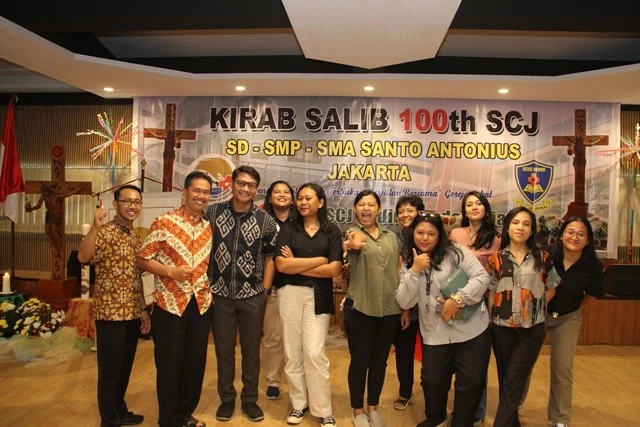 Penutupan Kirab Salib 100 th SCJ di Indonesia – Sekolah St. Antonius Jakarta
